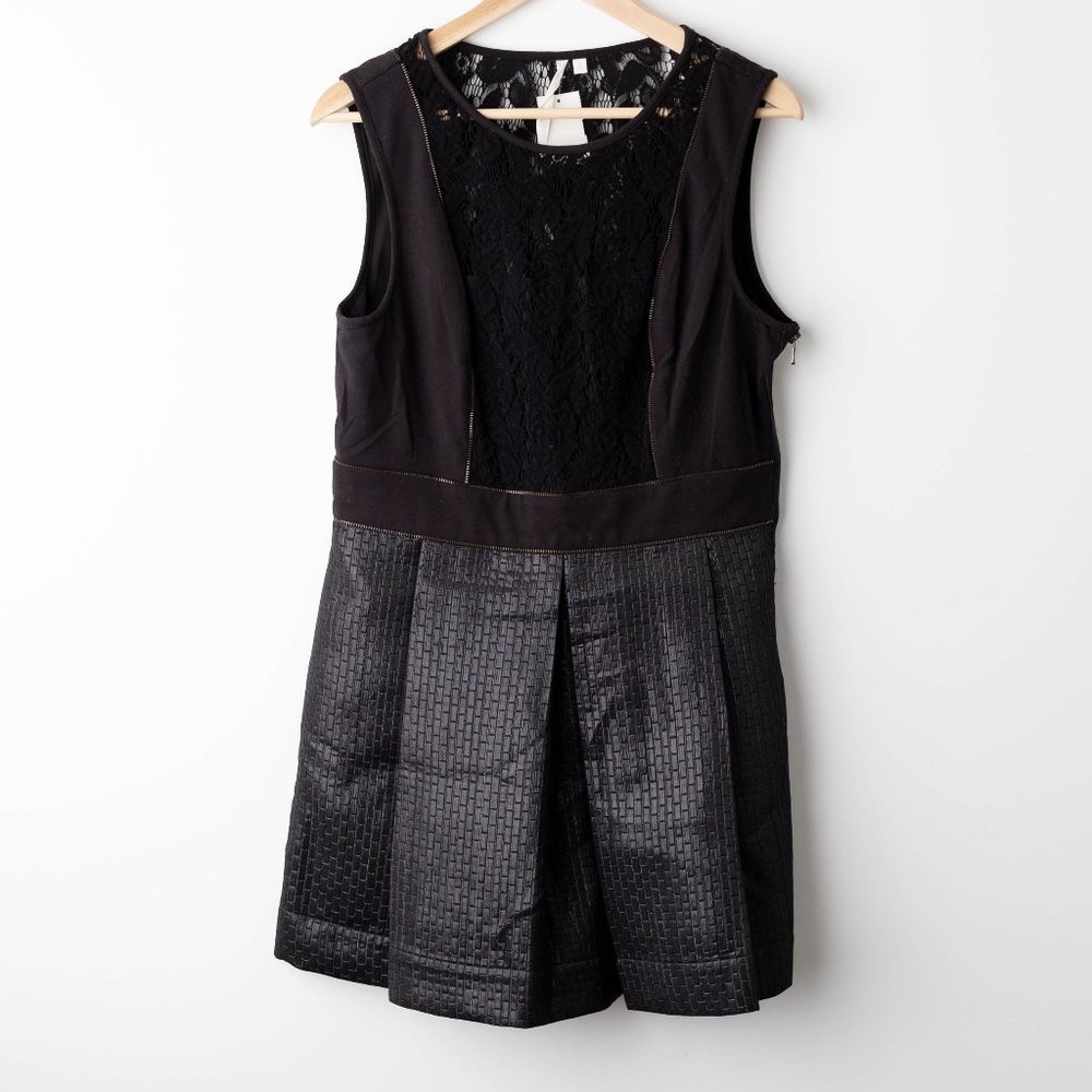 Rachel Rachel Roy Black Dress w/ zipper trim | 12